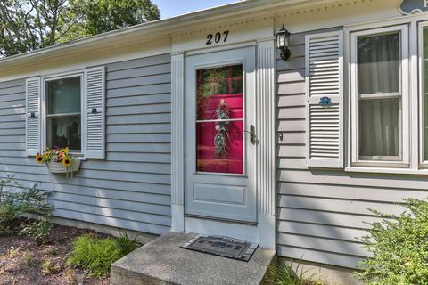 207 Straightway, Hyannis, MA 02601 photo 3