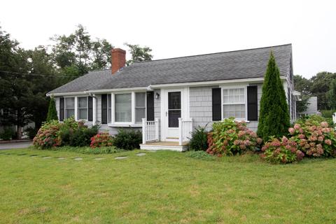 81 Bluff Ave, Mashpee, MA 02649 photo 1