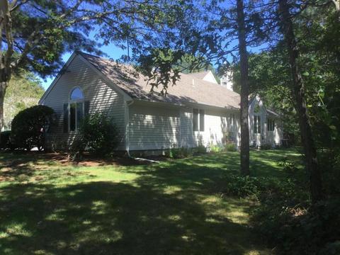 1 Kettle Ln, Mashpee, MA 02649 photo 3