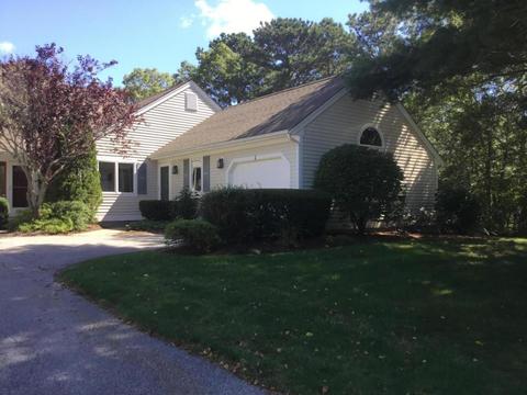 1 Kettle Ln, Mashpee, MA 02649 photo 2