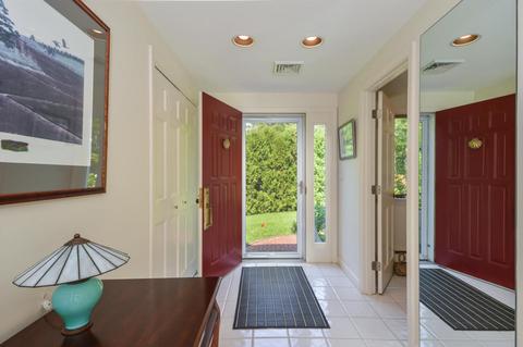 17 Cedar St, Mashpee, MA 02649 photo 6