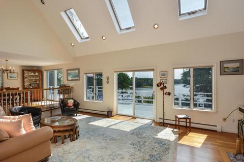 17 Cedar St, Mashpee, MA 02649 photo 9