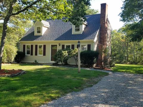 18 Saddleback Rd, Mashpee, MA 02649 photo 1
