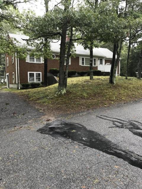 8 Mariner Cir, Cotuit, MA 02635 photo 2