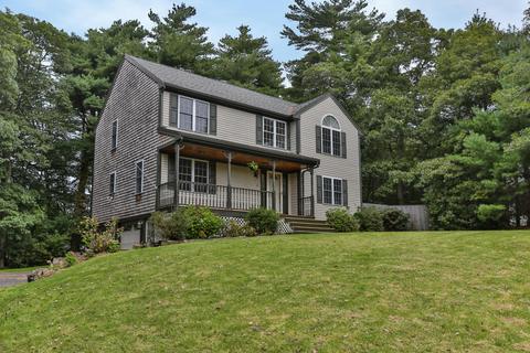 19 Maple St, Mashpee, MA 02649 photo 1