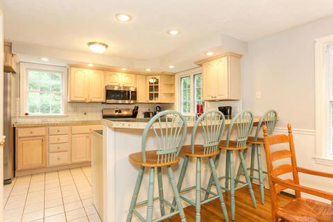 19 Maple St, Mashpee, MA 02649 photo 9