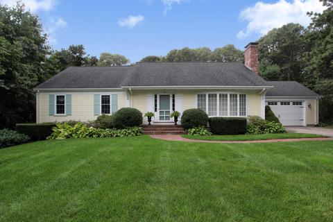 35 Spice Ln, Osterville, MA 02655 photo 2