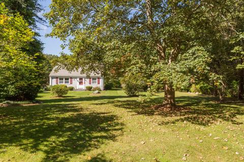 465 Old Stage Rd, Centerville, MA 02632 photo 3