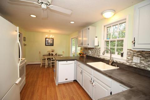 568 Skunknet Rd, Centerville, MA 02632 photo 9