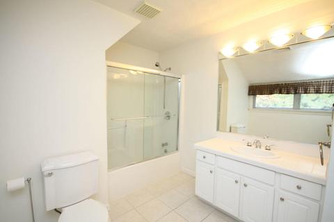 34 Periwinkle Ln, Mashpee, MA 02649 photo 16