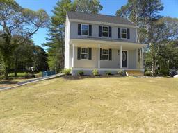 7 Beach Ave, Bourne, MA 02532 photo 1