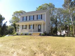 7 Beach Ave, Bourne, MA 02532 photo 2
