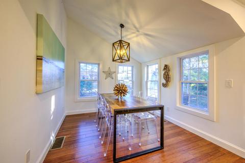 281 School St, Cotuit, MA 02635 photo 7