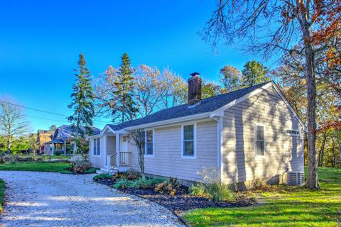 281 School St, Cotuit, MA 02635 photo 31