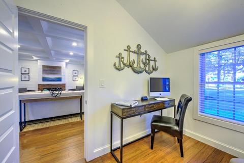 281 School St, Cotuit, MA 02635 photo 4