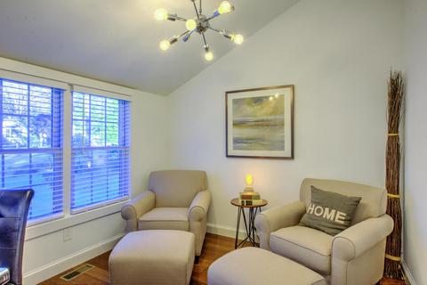 281 School St, Cotuit, MA 02635 photo 3