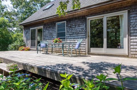 15 Meshacket Rd, Edgartown, MA 02539 photo 1
