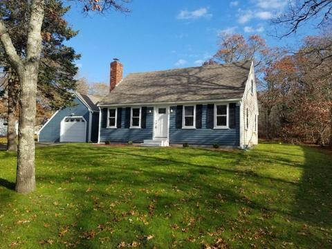 549 Cotuit Rd, Mashpee, MA 02649 photo 2