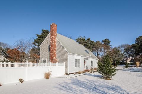 149 Surf Dr, Mashpee, MA 02649 photo 2