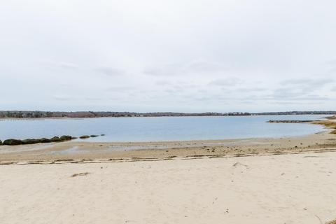 98 Elgin Rd, Pocasset, MA 02559 photo 2