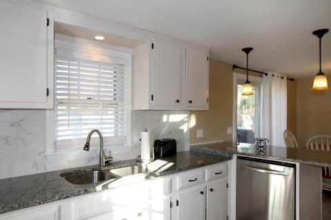 20 Forest Dr, Mashpee, MA 02649 photo 3