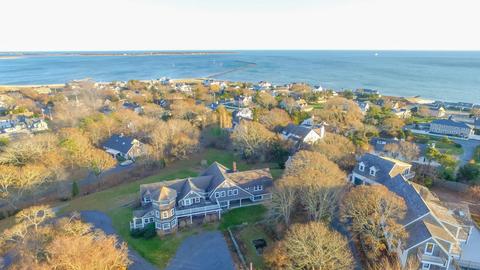 41 Overlea Rd, Hyannis Port, MA 02647 photo 2