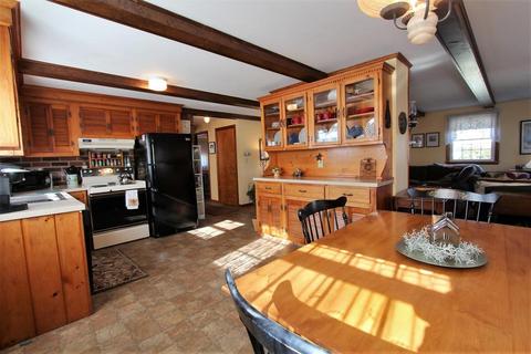 11 Walley Ct, Hyannis, MA 02601 photo 9