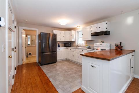 45 Pinecrest Ave, Mashpee, MA 02649 photo 12