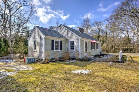 475 Pine St, Centerville, MA 02632 photo 3