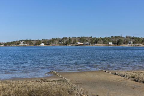 20 Over Jordan Rd, Wareham, MA 02571 photo 2