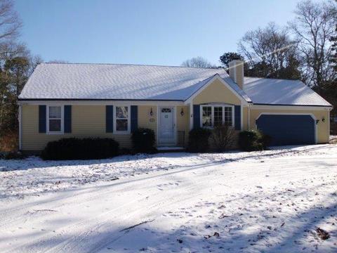 11 Carleton Dr, Mashpee, MA 02649 photo 1
