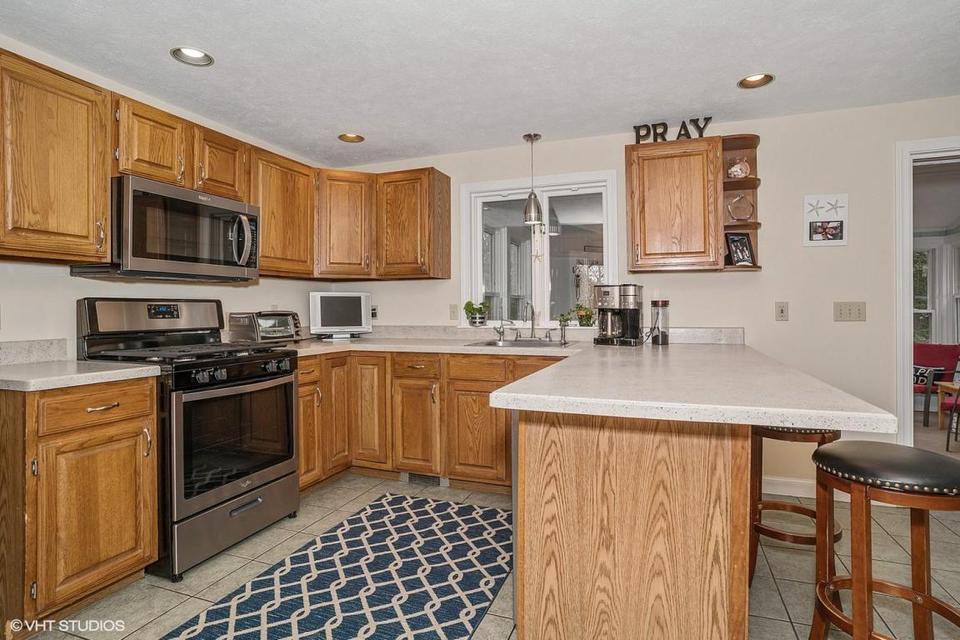  12 Sedgewick Ln, Sandwich, MA 02563 photo 5