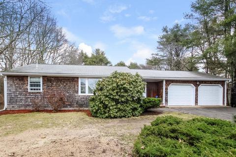 92 E Lakeside Dr, Centerville, MA 02630 photo 2