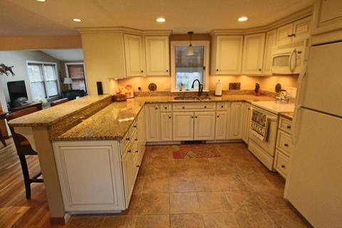 4 Crows Nest Dr, Bourne, MA 02532 photo 5