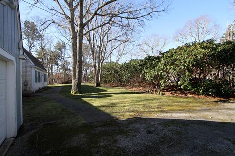 95 Wayside Dr, Brewster, MA 02631 photo 2