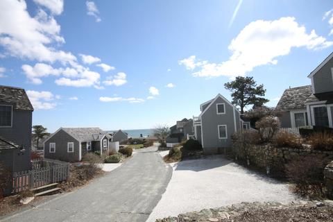 33 Flying Cloud Cir, Mashpee, MA 02649 photo 5