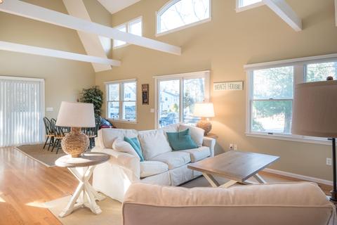 142 Wading Place Rd, Mashpee, MA 02649 photo 5
