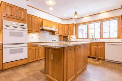 856 Millstone Rd, Brewster, MA 02631 photo 3