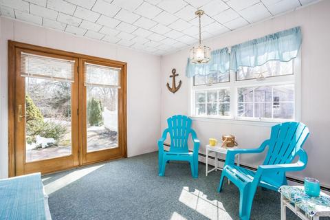 43 Wallace Ave, Bourne, MA 02532 photo 3