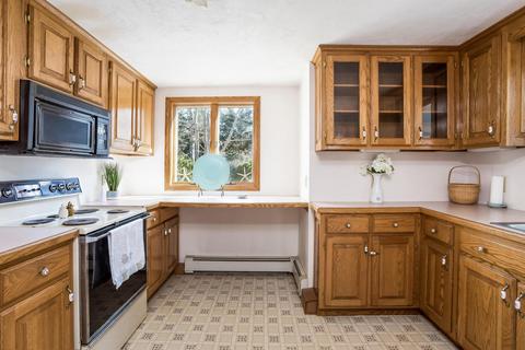 43 Wallace Ave, Bourne, MA 02532 photo 4