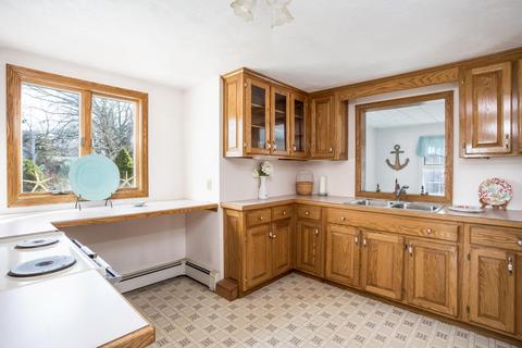43 Wallace Ave, Bourne, MA 02532 photo 17