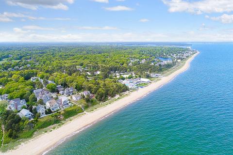 14 Cross St, Mashpee, MA 02649 photo 4