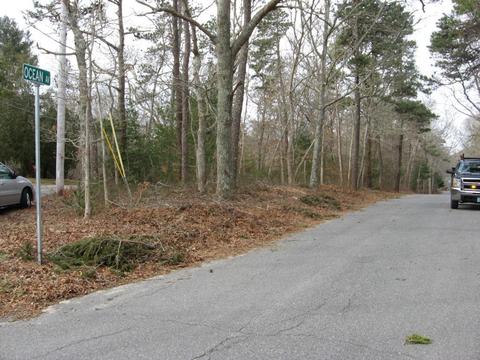 25 Ocean Ave, Bourne, MA 02532 photo 3