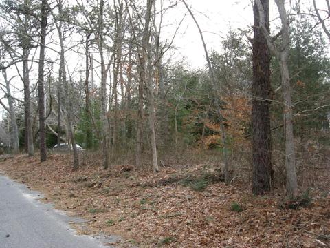 25 Ocean Ave, Bourne, MA 02532 photo 2