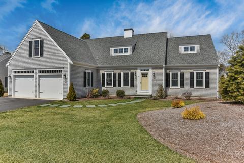 16 Spring Brook Ln, Cotuit, MA 02635 photo 1