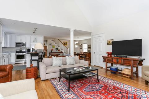 16 Spring Brook Ln, Cotuit, MA 02635 photo 8