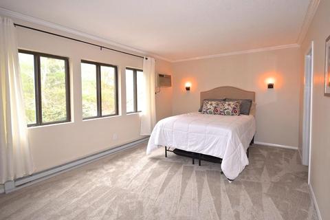 8 Roundhouse Rd, Bourne, MA 02532 photo 9