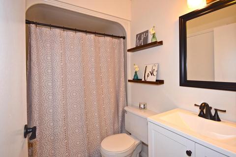 8 Roundhouse Rd, Bourne, MA 02532 photo 11