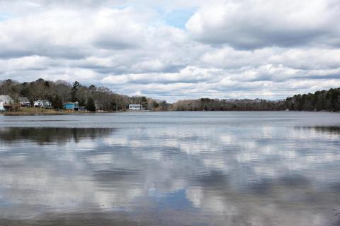 72 Eel Pond Rd, Bourne, MA 02532 photo 2