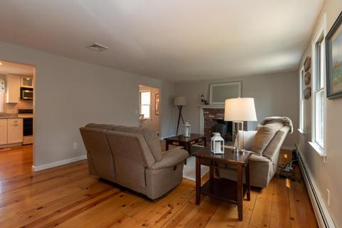 79 Santuit Rd, Cotuit, MA 02635 photo 8